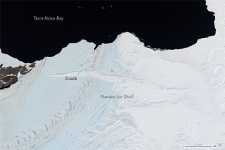 The crack as seen on December 16, 2015. Image: Jesse Allen, using Landsat data from the U.S. Geological Survey